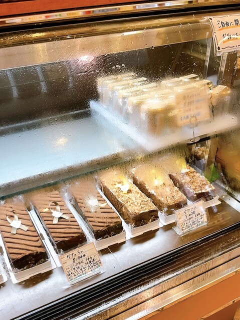 ボンむらやま菓子工房 天童泉町店 - 天童（洋菓子）の写真