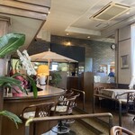 西洋食倶楽部　カン月 - 店内