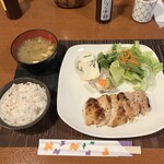 麹料理ごはん - 国産鶏もも肉の塩麹ステーキ
