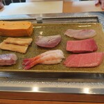 寿司 濱芝 - タネ見せ