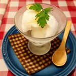 トラットリア ガバチョ - レモンシャーベット