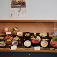 すき焼きと牛まぶし ももしき - 