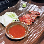 備長炭やきとり 美味美味 - 牛ハラミ炭火焼