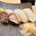 や台ずし - 握り寿司：えんがわ、つぶ貝、鯵、〆鯖