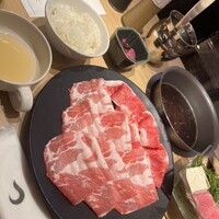 すき焼 しゃぶしゃぶつかだ KITTE大阪店 - 