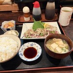 友良 - かつお土佐を定食にしてもらって