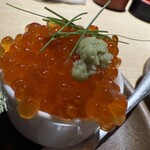 すしセンター - おちょこイクラ丼アップ
