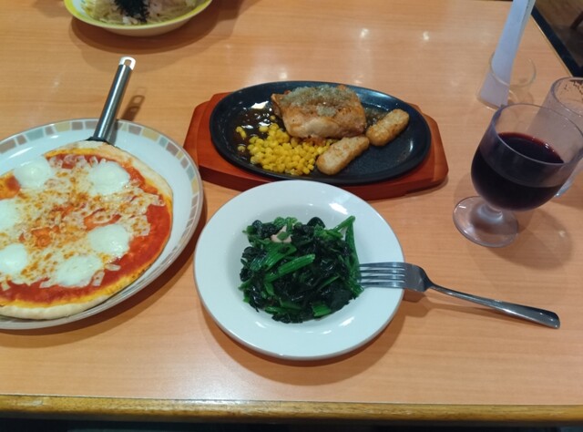 Saizeriya Setagayaku Seijo Ten