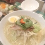 タイ屋台ごはん ナ・トゥンテン - 