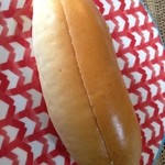 2014年9月：ピーナッツ♥コッペ(\180、ブレンド酵母)…ピーナツバターが見えない…