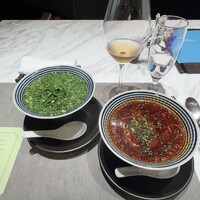 ON the TABLE CHINESE -  ON the TABLE CHINESE -