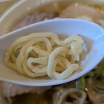 香福 - 曽我製麺の中太麺