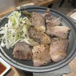 馬肉と日本酒 生肉専家 たてがみ - 