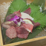 馬肉と日本酒 生肉専家 たてがみ 今池駅前店 - 