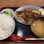 もつ煮本舗 まるさん食堂 - もつ焼き定食