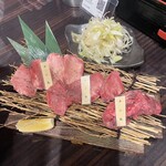 函館焼肉ホルモン市場 愛 - 