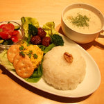 鈴木米店 - スープセット(850円)※クラムチャウダーとナッツのごはん