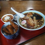 太田食堂 - ラーメン＋ミニイカフライ丼