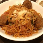 Trattoria TERU - ルパンパスタ？（ミートボールを外に移動）