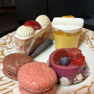 【はな】エーグル・ドゥース エーグルドゥース （AIGRE DOUCE） - 目白/ケーキ | 食べログ