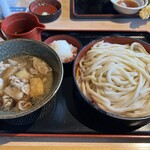 久兵衛屋 - 料理写真:新 肉つけ汁うどん 特盛♪