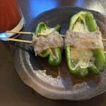 焼きとんまるいち - ピーマンチーズ巻き