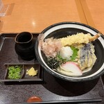 手打ちうどん工房　穂の香 - 料理写真: