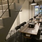 韓国ダイニング TANATANA - 店内　1階  テーブル席