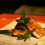 一石三鳥 別邸 - 浜名湖産うなぎ炉端焼き