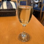 サラベス 品川店 - ワンドリンクからスパークリングをチョイス