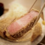 厚切りレアとんかつ ゆうとん - 