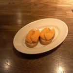 トラットリアチッチョ - パプリカムースのガーリックトースト