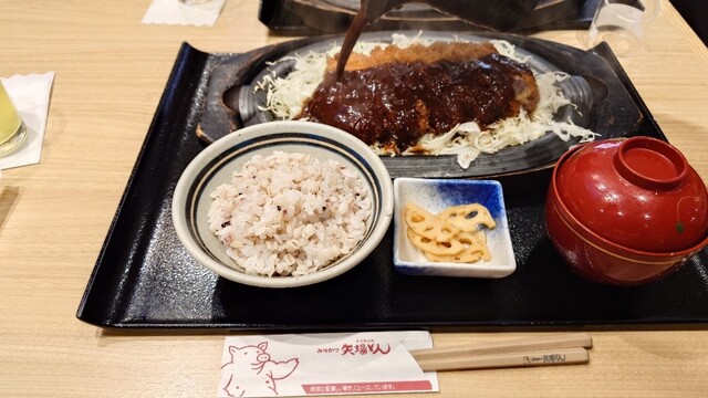 名古屋名物 みそかつ 矢場とん 栄LACHIC店 （やばとん） - 栄（名古屋