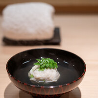 御成門はる - 小柱と枝豆の真薯椀