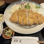 とんかつ井戸枩 - 