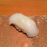 鮨 おさむ - 玄界灘のヤリイカ　塩・橙の味付け