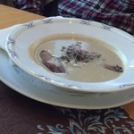 Schlosshotel Lisl - マッシュルームスープ