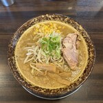 荒川らーめん魂 あしら - 味噌らーめん。背脂濃厚味噌スープ。