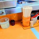 加賀 - 卓上常備。