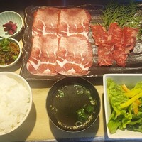 タンハラミ定食