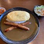 アローズ - オムレツカレー ウィンナートッピング