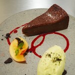 French Wine Bar undemi - 