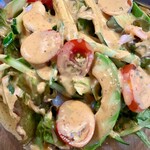 ASIAN MEAT & GRILL - パリパリきゅうりが新鮮コブサラダ