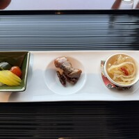 中国料理 カリュウ(ヨコハマ グランド インターコンチネンタル ホテル) - 前菜3品