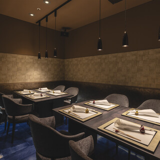 半個室テーブル席