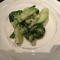 中国料理 カリュウ(ヨコハマ グランド インターコンチネンタル ホテル) - 本日の野菜のガーリック風炒め（1850円）　※この日は青梗菜