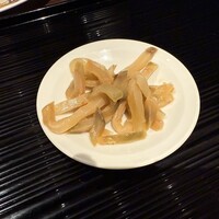 中国料理 カリュウ(ヨコハマ グランド インターコンチネンタル ホテル) - ザーサイはサービス