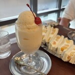 カフェ＆バー　ウミノ - 