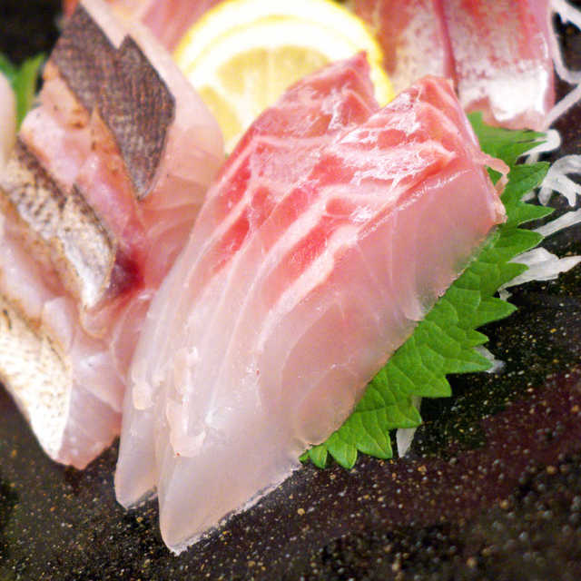 沖縄の旨い魚を 目いっぱい食べさせてくれる居酒屋 泡盛の品揃えも十二分 By よい子 いゆじ 牧志 魚介料理 海鮮料理 食べログ