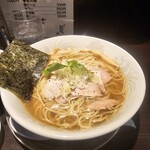 麺奏 弥栄 - 伊吹いりこ醤油らぁ麺